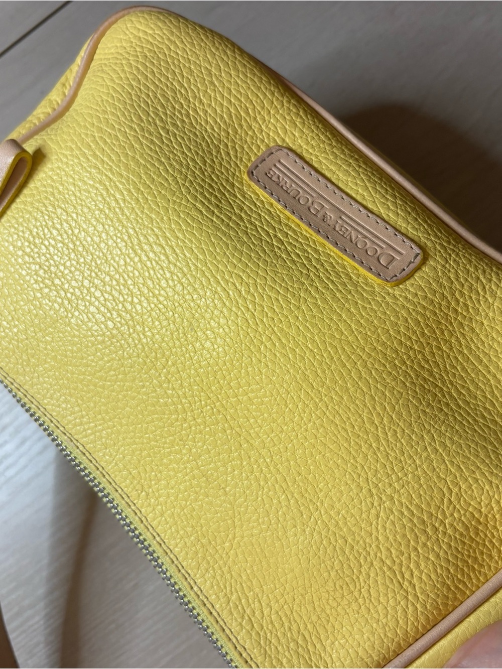 Dooney & Bourke Yellow Shoulder Bag with Tan Trim - Picture 4 of 15